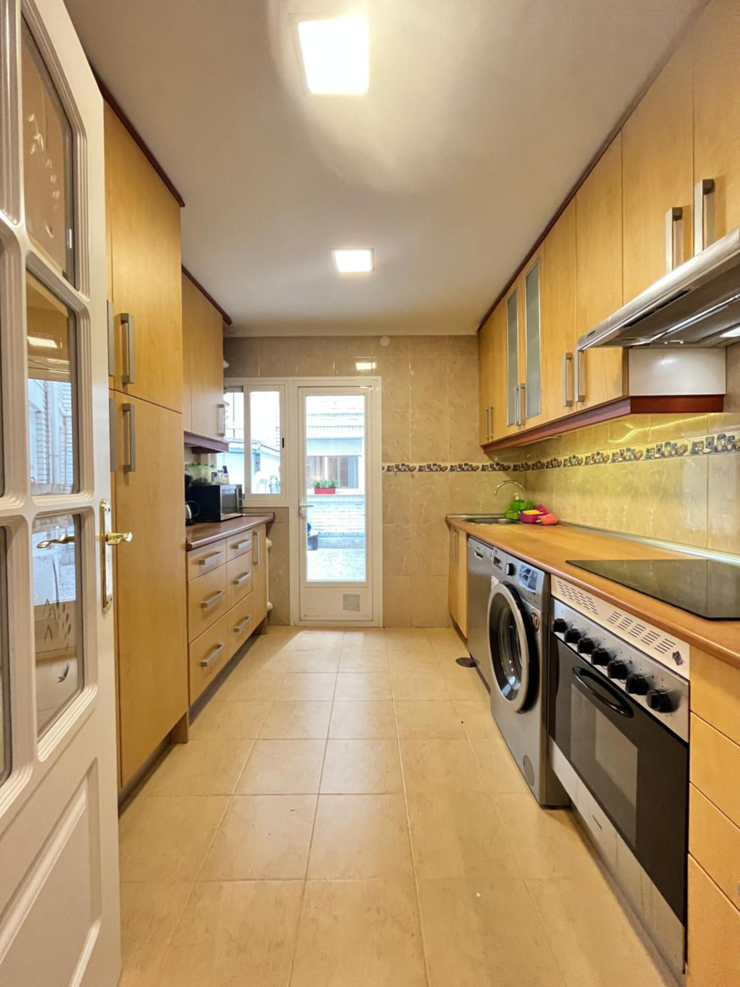Apartamento Exclusivo Terraza Tortosa Temporal Madri