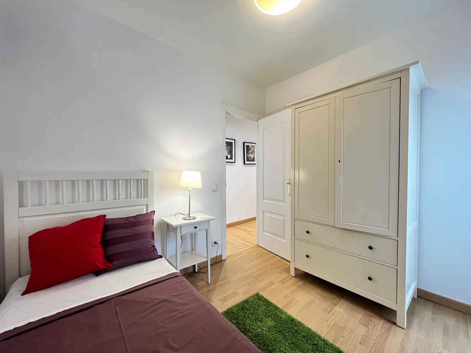 Apartamento Exclusivo Terraza Tortosa Temporal Madri